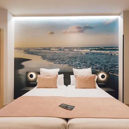 아파트호텔 Palau & 4*
