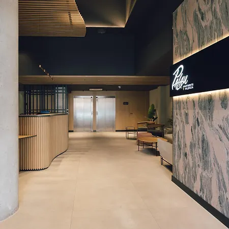 Palau & Aparthotel *