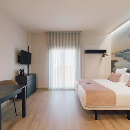 Palau & 4* Walencja