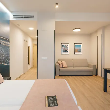 Aparthotel Palau & 4*